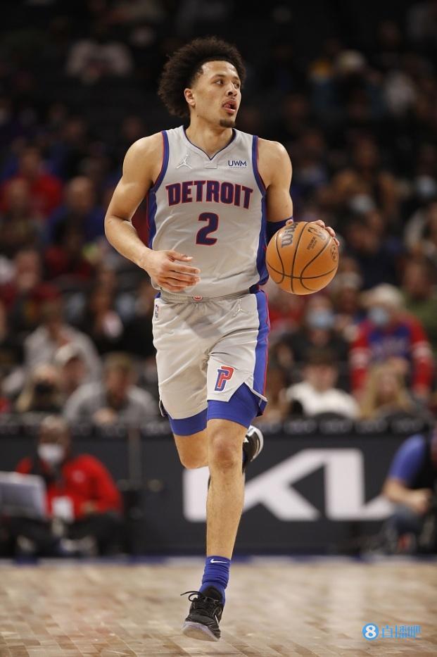 出巨大的潜 出巨大的潜