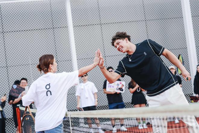 而这次亚残 而这次亚残